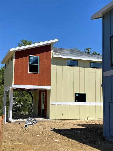 2608 Bristol Dr Unit B, Austin, TX 78723