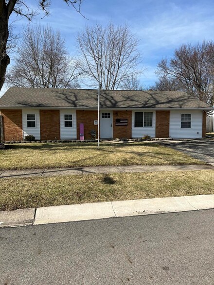 901 Greenheart Dr, New Carlisle, OH 45344