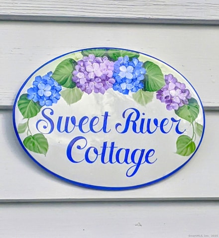 10 Hazel Plain Rd, Woodbury, CT 06798