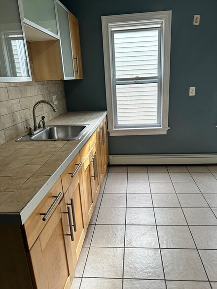 23 Mount Ida Rd Unit 3, Dorchester, MA 02122