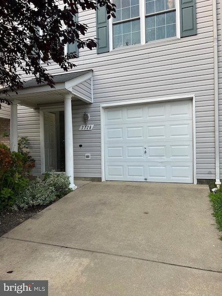 7728 Fishing Creek Way, Clinton, MD 20735
