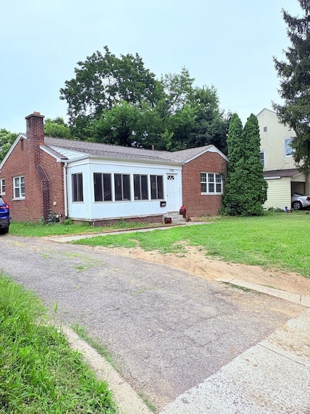 2214 Medina Ave, Columbus, OH 43211