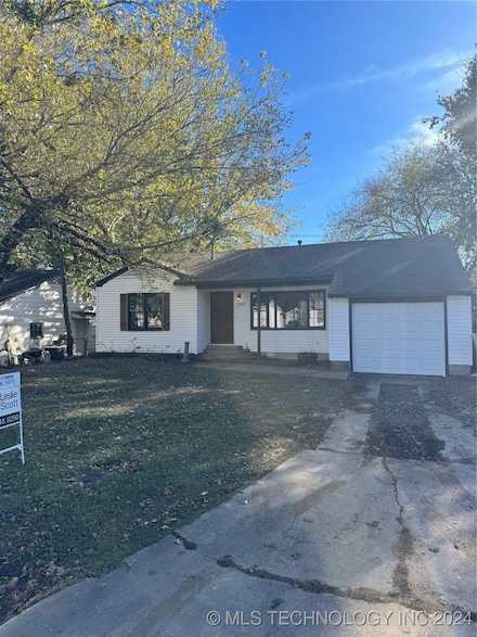 2305 Elliott St, Muskogee, OK 74403