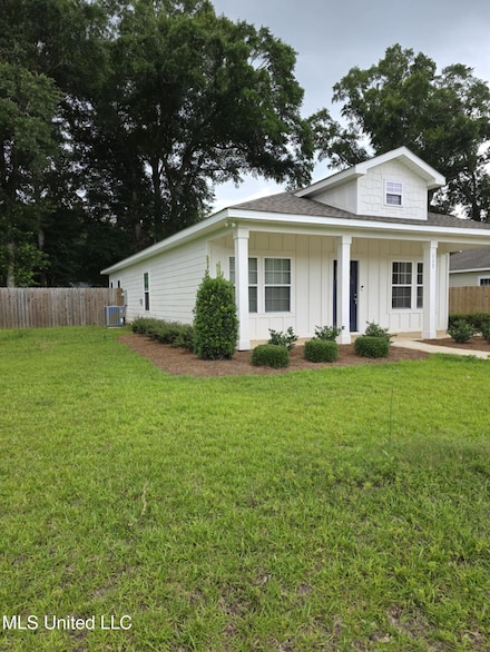 117 Ridge Ln, Lucedale, MS 39452