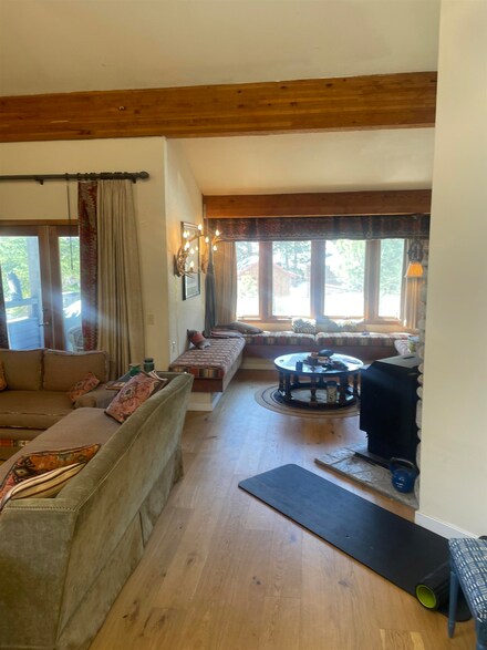 1954 Old Mammoth Rd #6 Unit 6, Mammoth Lakes, CA 93546