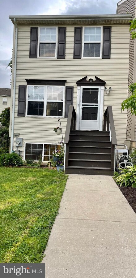 57 Hickory Dr, North East, MD 21901