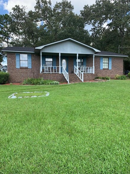 1164 County Road 20, Louisville, AL 36048