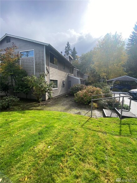 9919 NE 144th Ln Unit 601, Kirkland, WA 98034