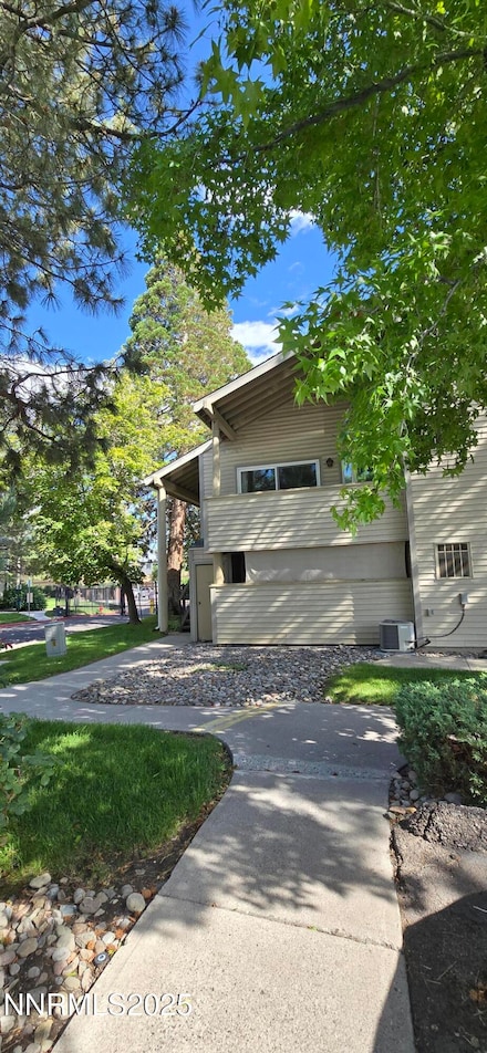 2111 Roundhouse Rd Unit 8, Sparks, NV 89431