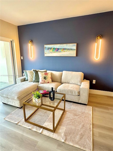 300 Bayview Dr Unit 1801, Sunny Isles Beach, FL 33160