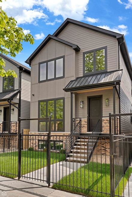 3905 N Drake Ave, Chicago, IL 60618