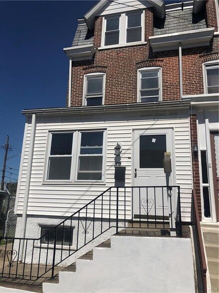 219 E Fairview St, Allentown, PA 18109