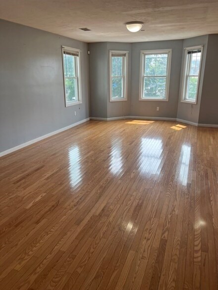 27 Business Terrace Unit 27A, Hyde Park, MA 02136