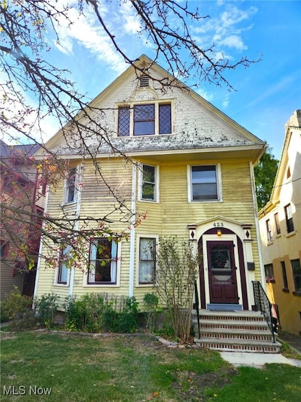 425 West Ave, Elyria, OH 44035