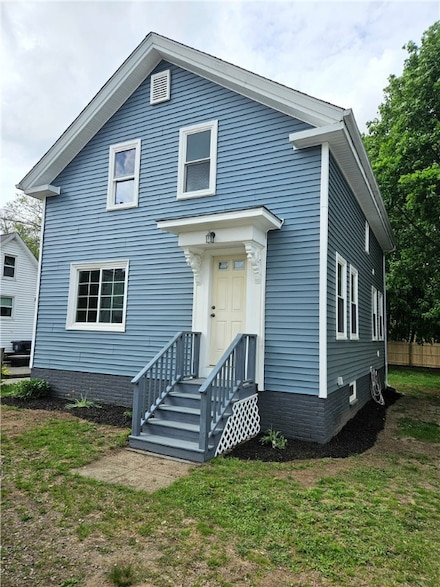 29 Arthur St, Warwick, RI 02888