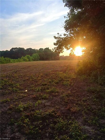 34 AC Smothers Rd, Madison, NC 27025
