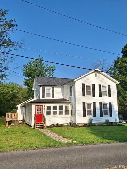 6609 Beech Tree Rd, Auburn, NY 13021