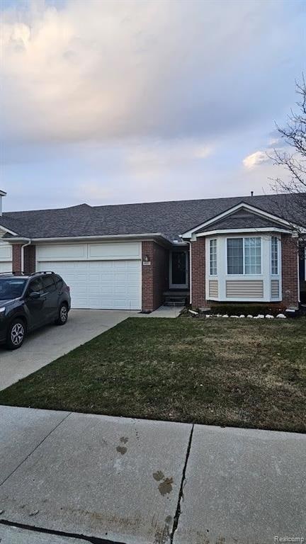 26123 Joanne Smith Ln, Chesterfield, MI 48051
