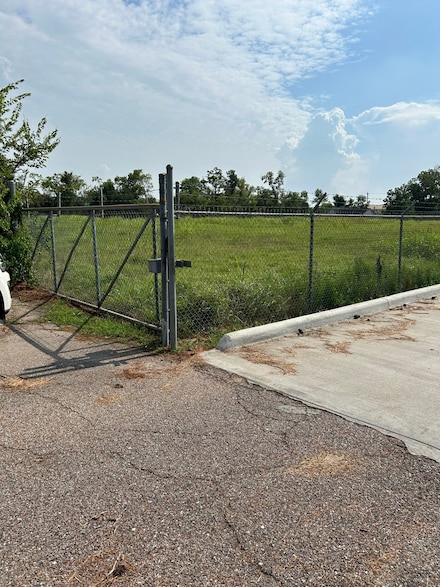 9822 Moers Rd, Houston, TX 77075