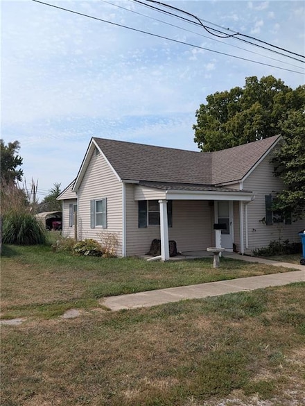 308 W Dryden St, Odessa, MO 64076