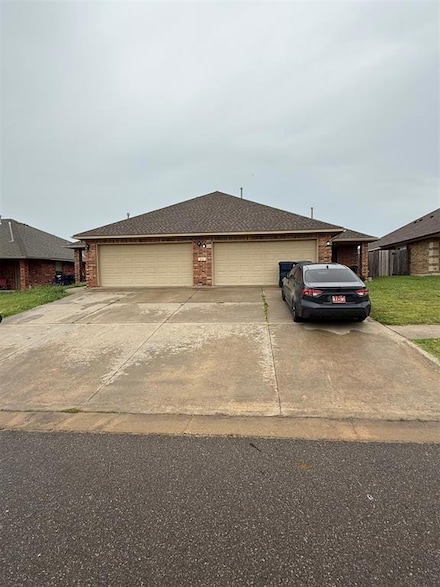 813 SW 151st St Unit A&B, Oklahoma City, OK 73170