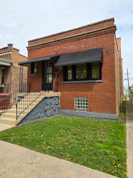 1515 S 57th Ct, Cicero, IL 60804