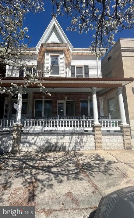 108 W Market St, Orwigsburg, PA 17961