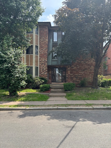 5 Fales St Unit 101, Hartford, CT 06105