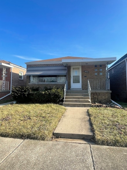14221 S Emerald Ave, Riverdale, IL 60827