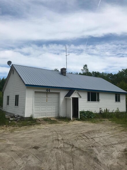 44 Granite Ledge Rd, Phippsburg, ME 04562