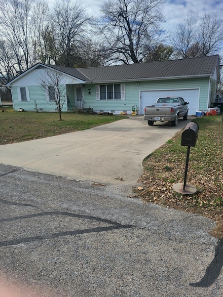 1605 Spruce St, Lockwood, MO 65682
