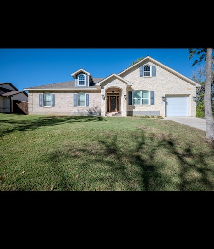 112 S Pine Harbour Dr, Coldspring, TX 77331