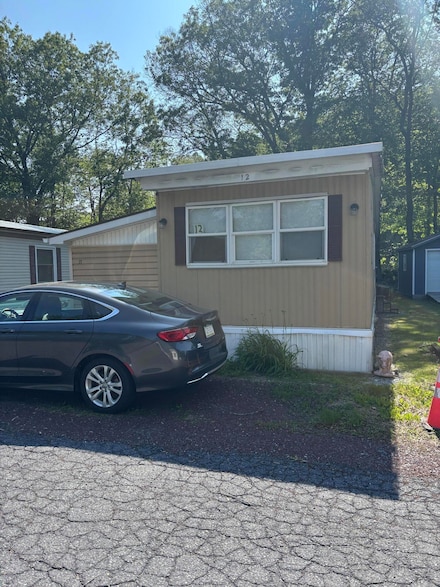 12 Indian Trail, Wind Gap, PA 18091