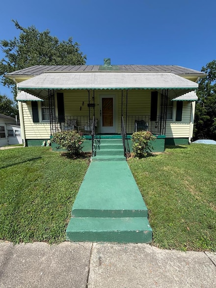 94 Fairfield Ave, Danville, VA 24541