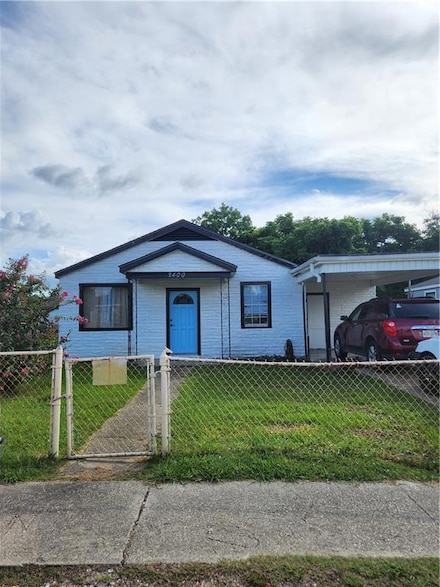 2400 Claire Ave, Gretna, LA 70053