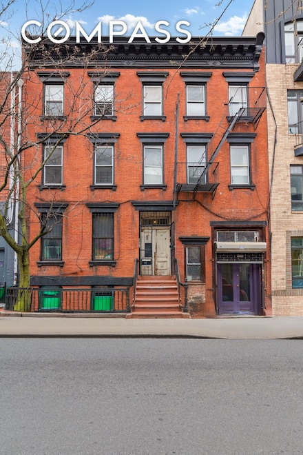 94 S 1st St, Brooklyn, NY 11249