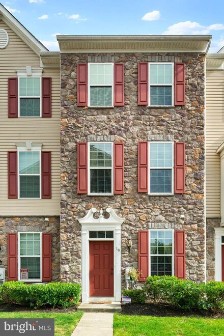 16 Stevens Ct, Somerdale, NJ 08083