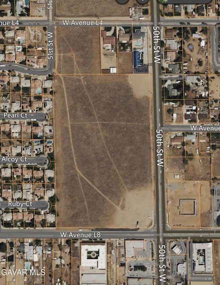 0 W Unit 25005626, Quartz Hill, CA 93536