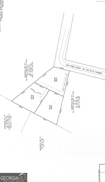 1060 Twin Pines Cir, Greensboro, GA 30642