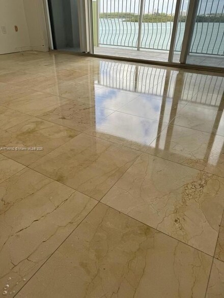 10350 W Bay Harbor Dr Unit 6V, Bay Harbor Islands, FL 33154
