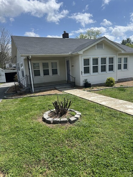 309 3rd Ave Unit 40, Fayetteville, TN 37334