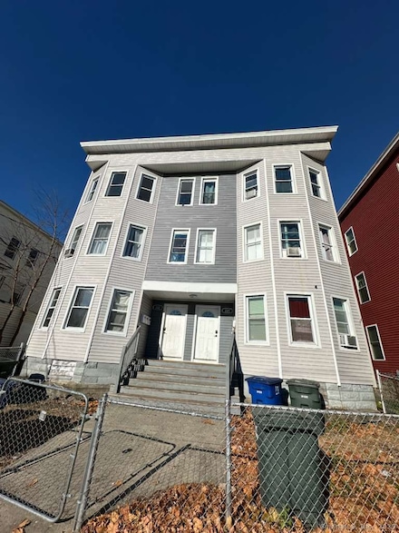 220 Maplewood Ave Unit 3, Bridgeport, CT 06605