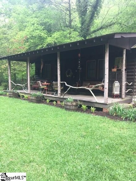 106 S Blythe Shoals Rd, Cleveland, SC 29635