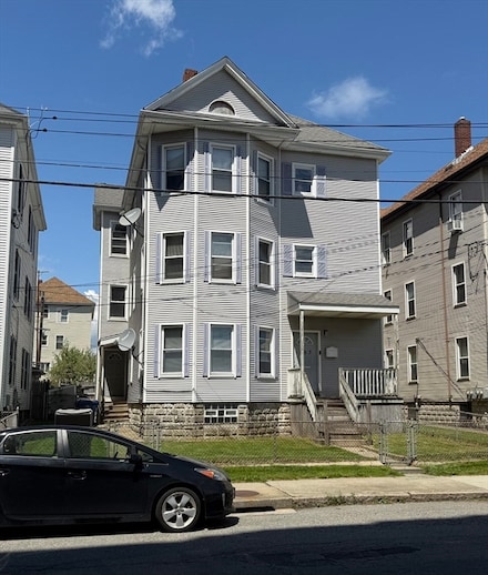 193 Deane St, New Bedford, MA 02746