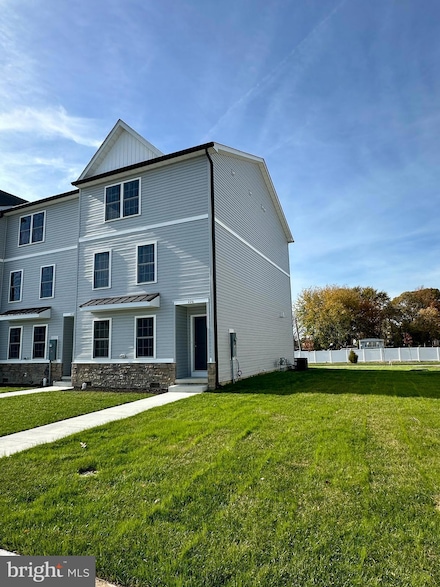 226 Rojan Rd, Dover, DE 19901