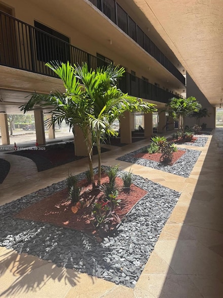 8040 Hampton Blvd Unit 512, North Lauderdale, FL 33068