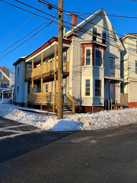 41-43 Franklin St, Somersworth, NH 03878