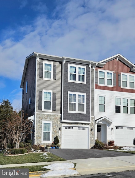 125 Wake Robin Ct, Lake Frederick, VA 22630