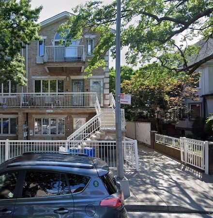 2152 81st St Unit 3A, Brooklyn, NY 11214