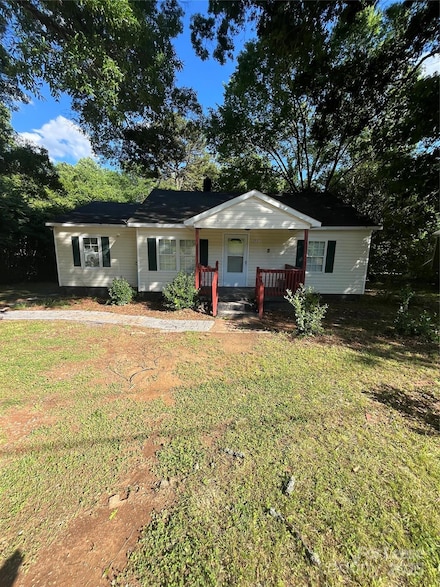 2927 Capitol Dr, Charlotte, NC 28208